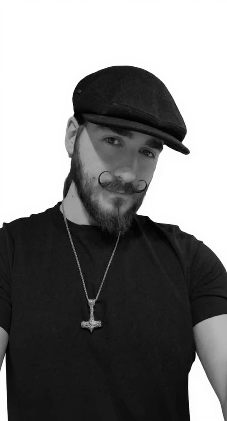 metal necklace