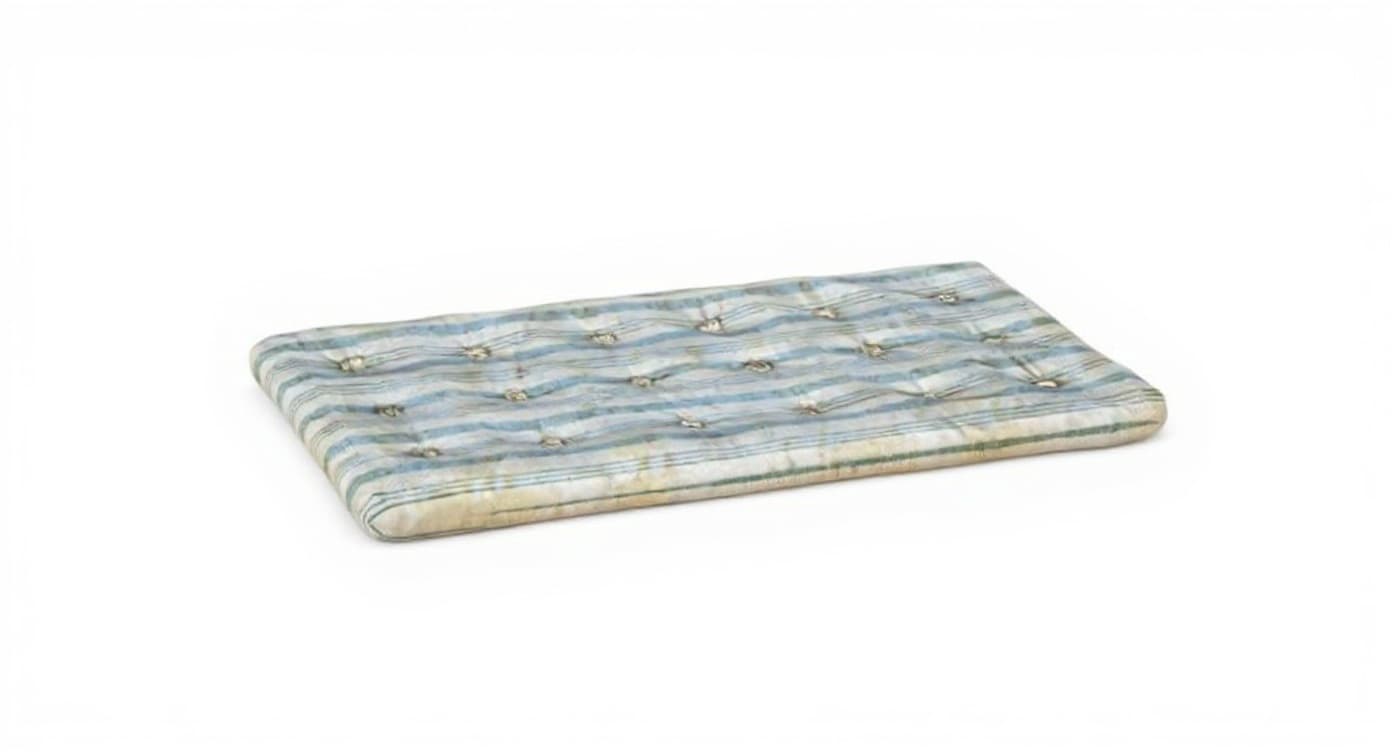 tufted cushion