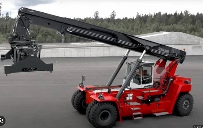 industrial lifting platform