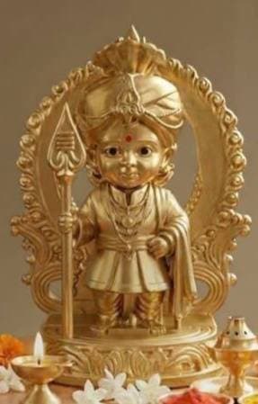 golden statue