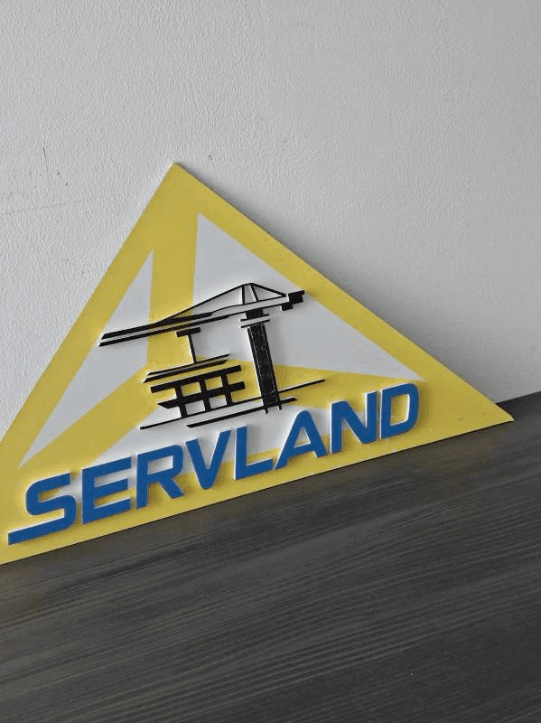 yellow triangular sign