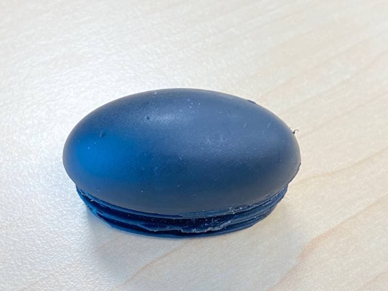 blue macaron